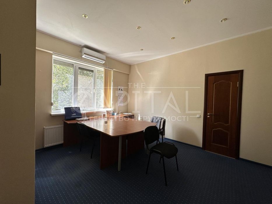 Продаж офісу, вул. Прирічна, Оболонь, Київ