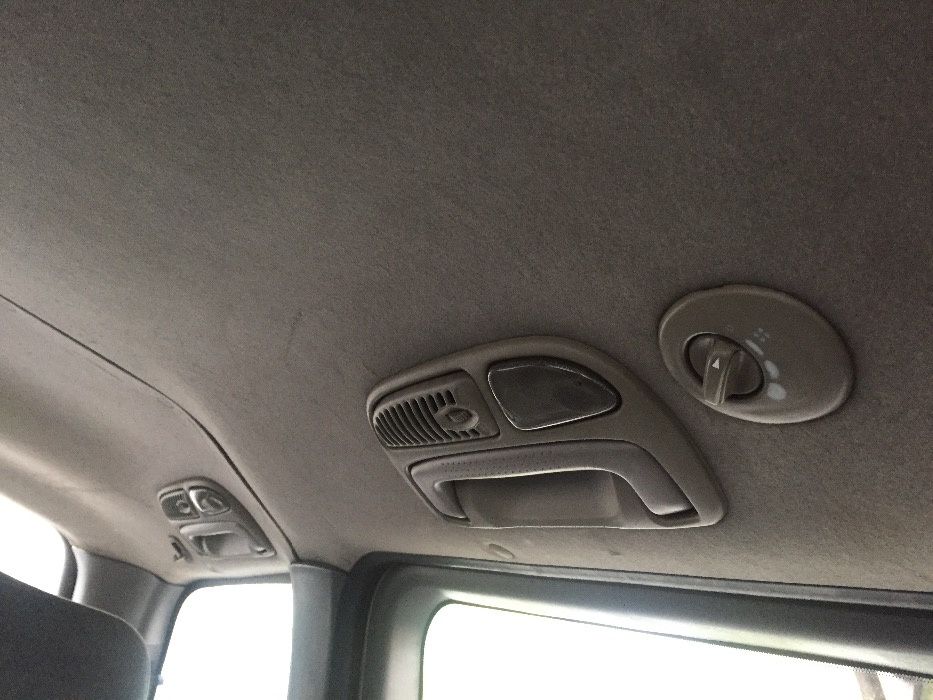 Para peças KIA CARNIVAL 2.9TDi ano 2001 7 lugares envio por CTT à cobr