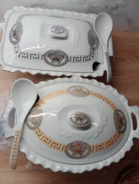Złoty porcelanowy zestaw z podgrzewaczem do potraw wzór grecki Versace