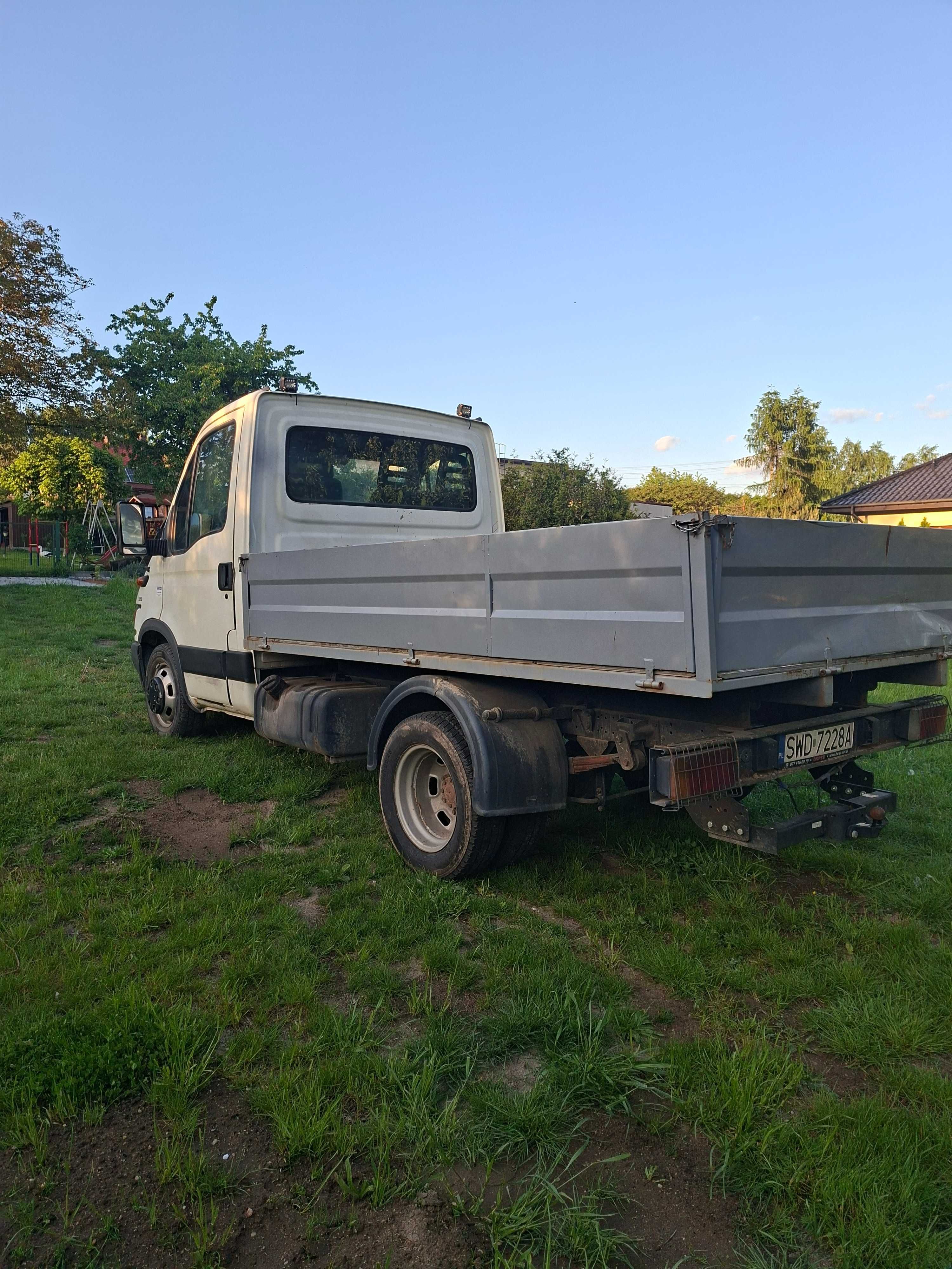 Sprzedam Iveco Daily wywrotka 2,8 D z hakiem