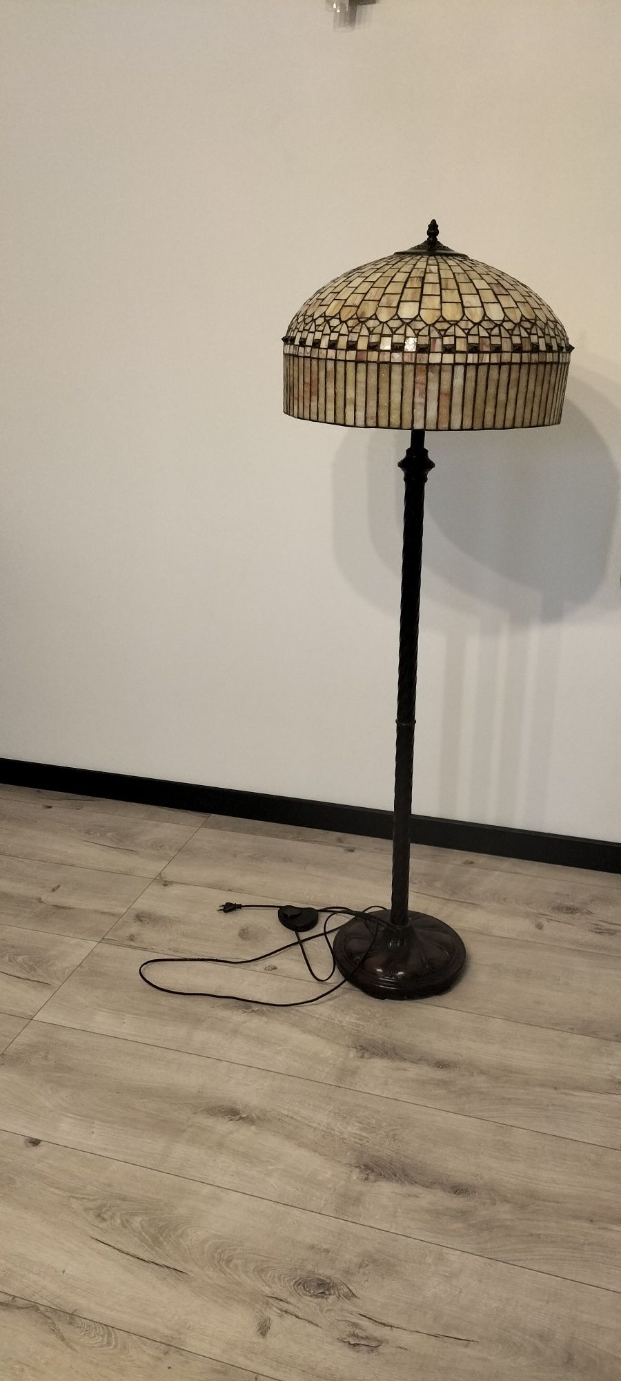 Sprzedam lampę stojącą
