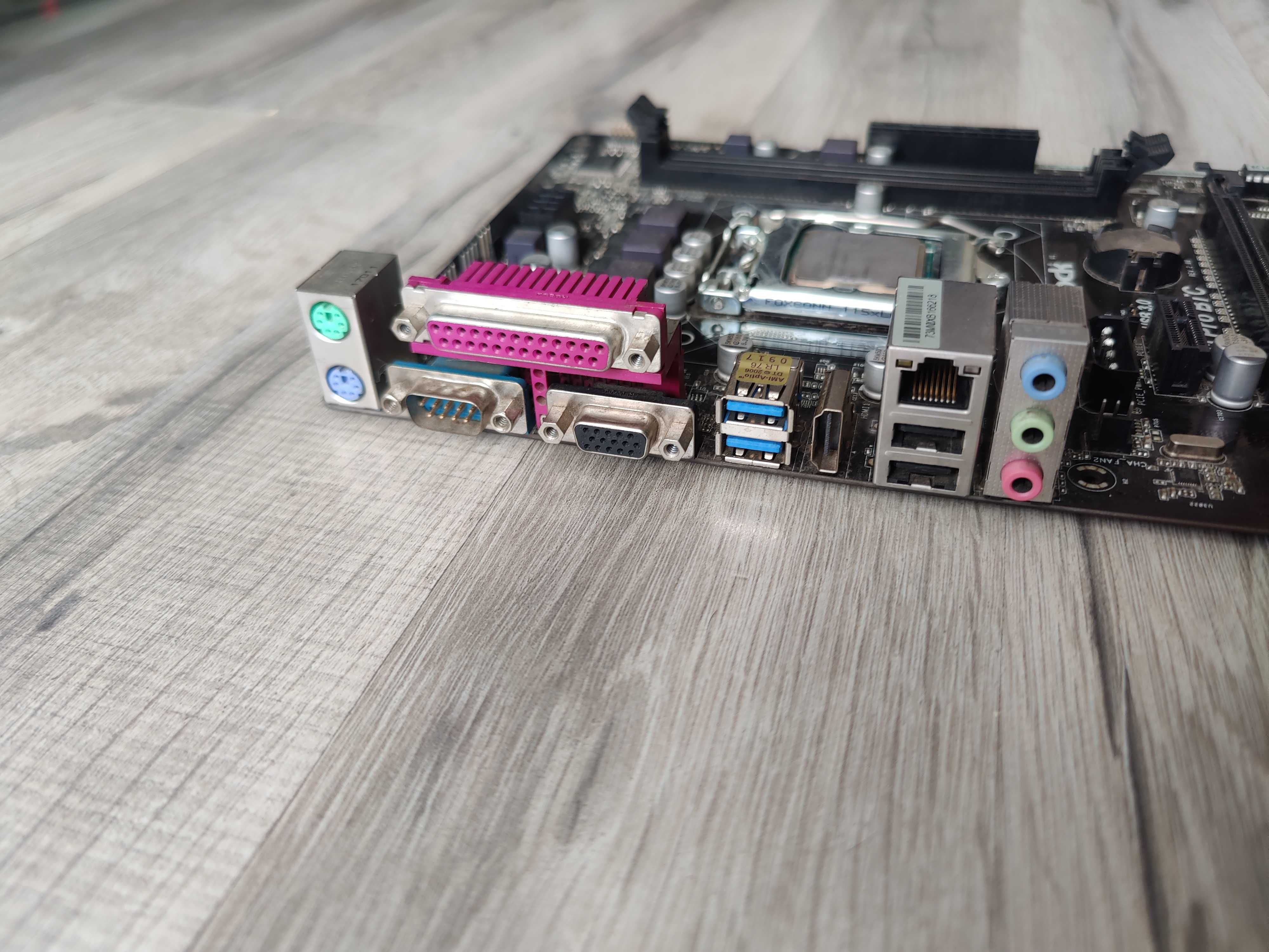 Материнська плата ASRock H81 Pro BTC R2.0 s1150 H81 PCIe x16