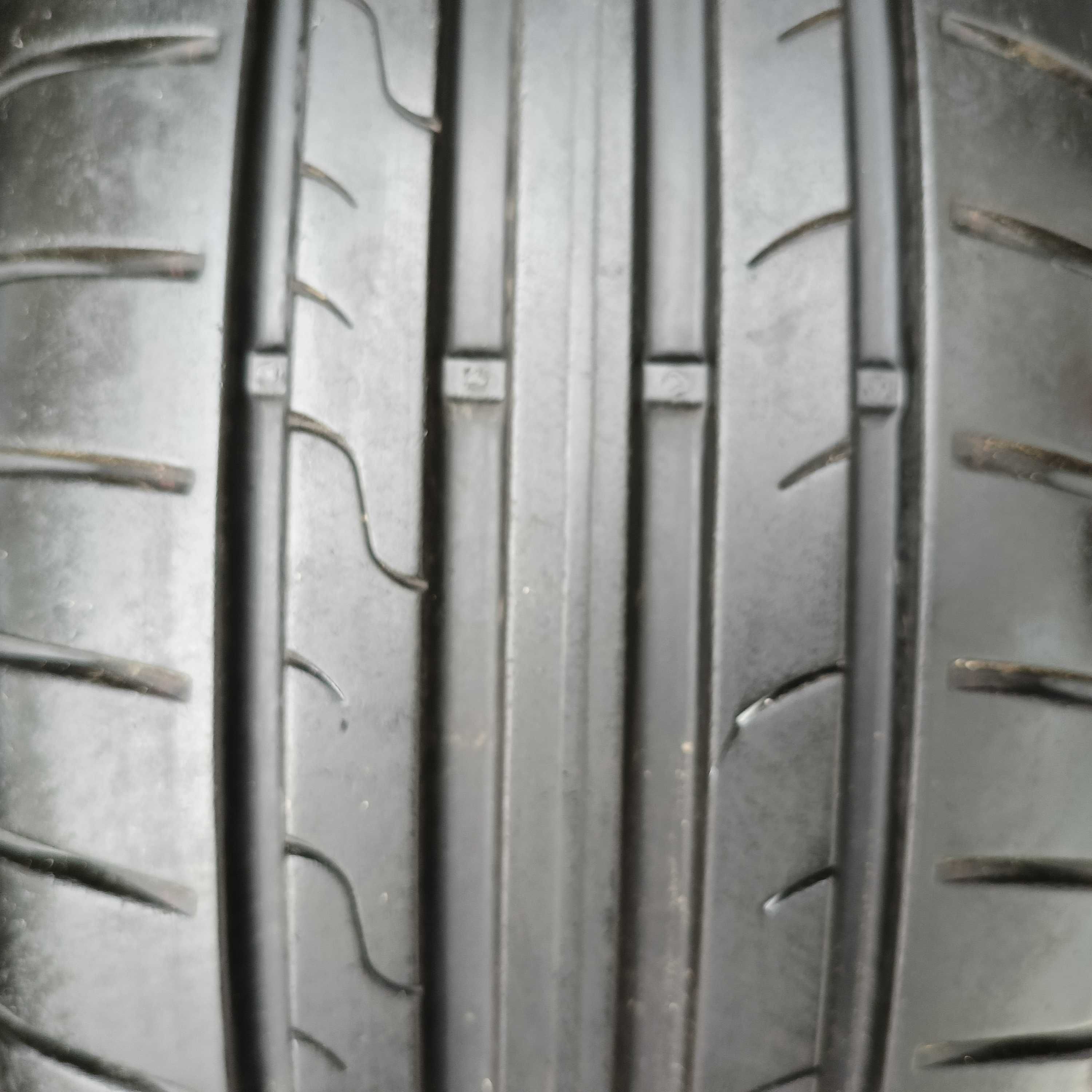 4X 215/60R16. 95V DUNLOP jak nowe!