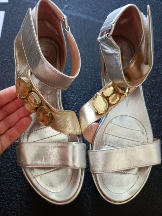 Sandálias compensados Pinko