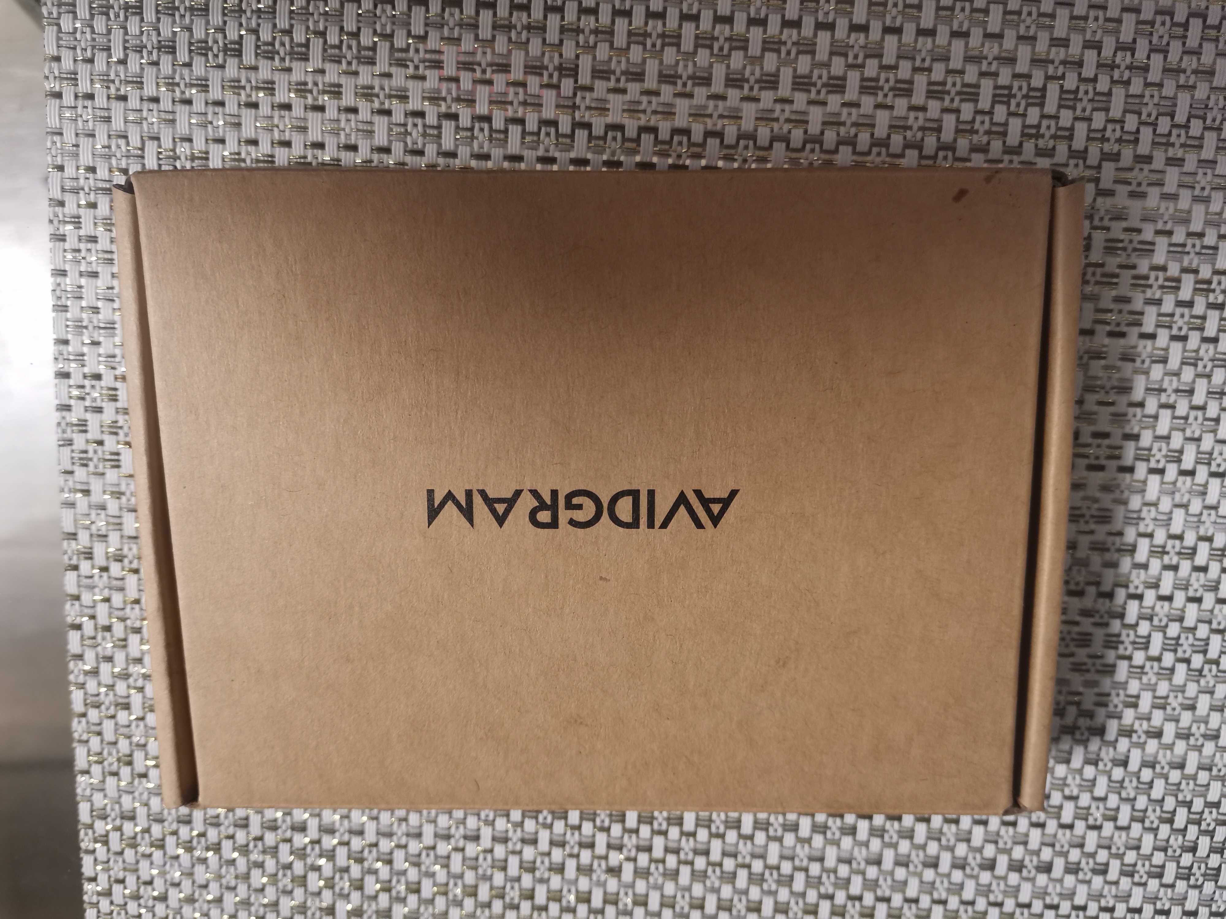 Przełącznik AVIDGRAM Switch HDMI 2.1 8Kprzy 60Hz 2w1 Out, 4K 120Hz HUB