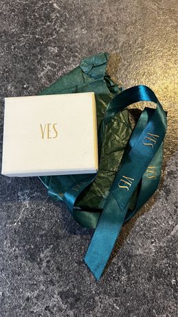 Pudełko na biżuterię firmy YES