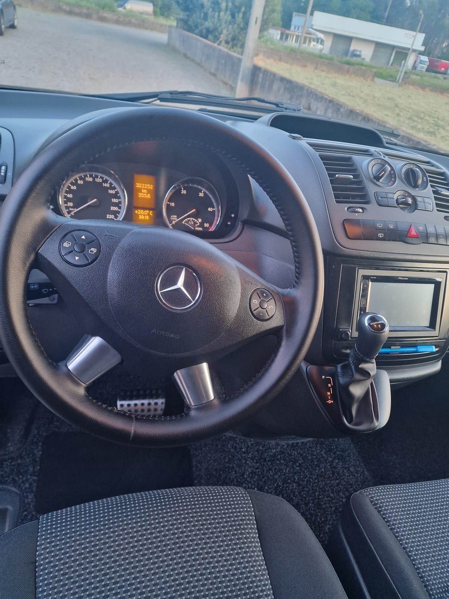 Mercedes vito 122 Cdi 3.0 V6 Avantgarde Full extras cx automática