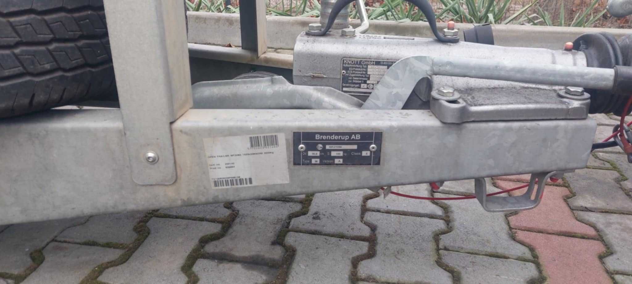 Minikoparka301,8