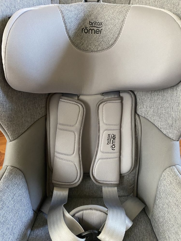 Автокрісло Britax Romer TRIFIX2 i-SIZE