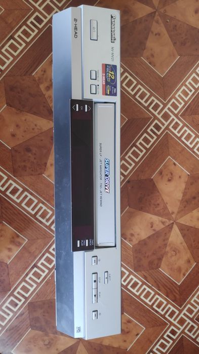 Відеомагнітофон Panasonic NV-MV22