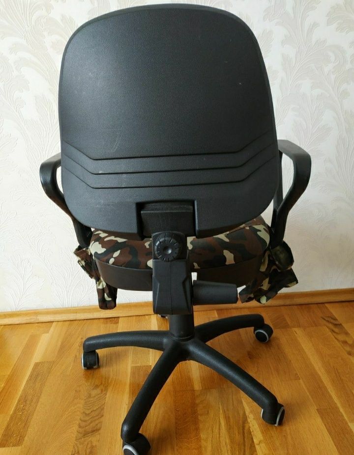 Компьютерное кресло в стиле милитари