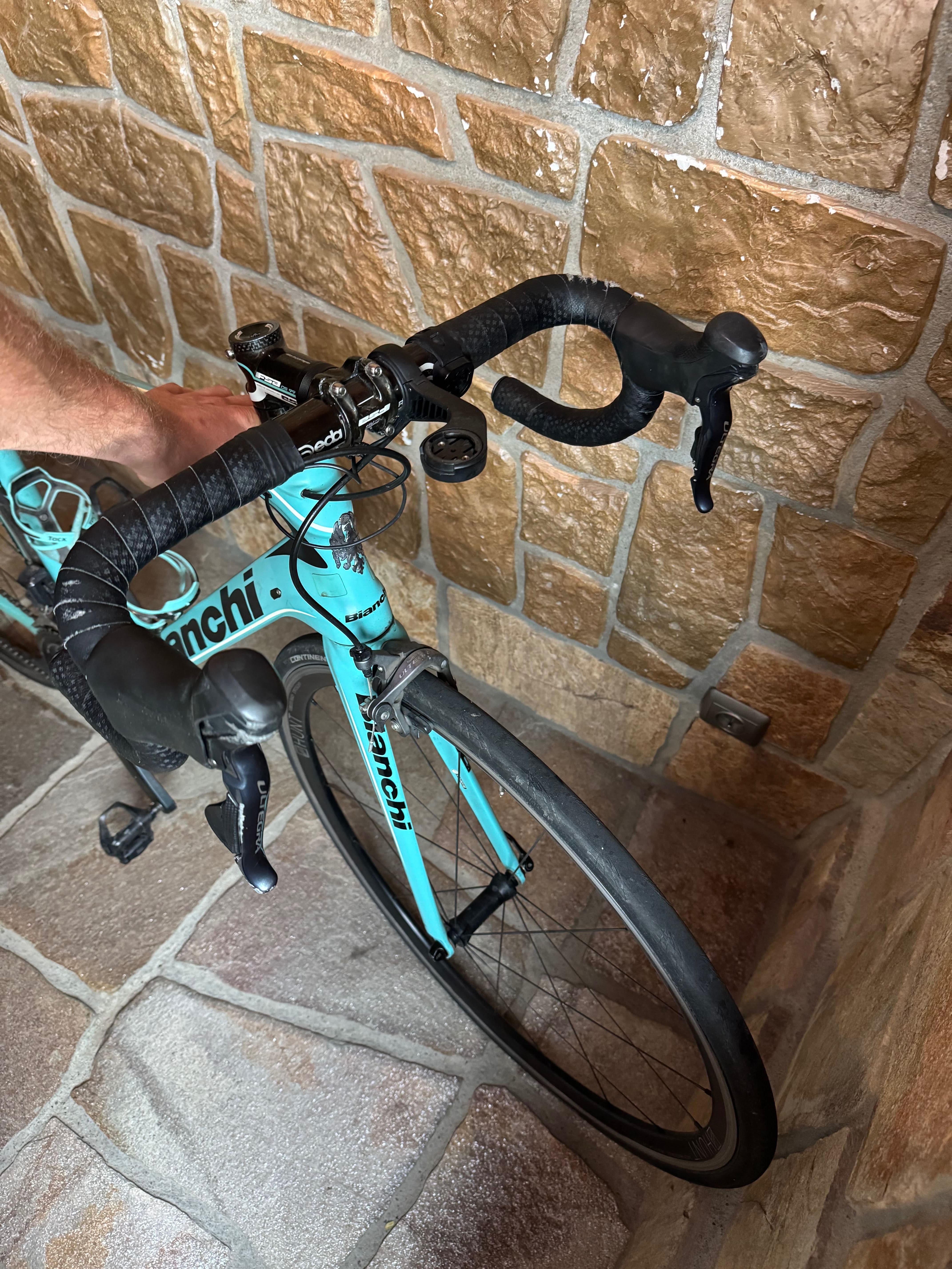 Rower szosowy; kolarka Bianchi Infinito CV Ultegra Di2 – R. 55
