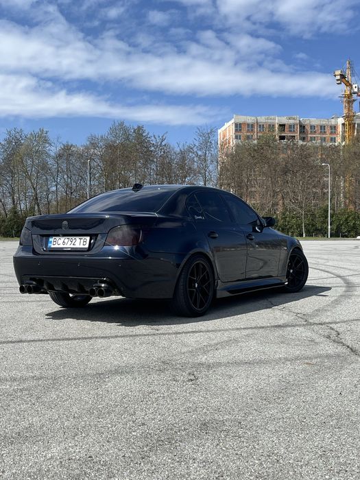 Продам Bmw 530xi ( можливий обмін )