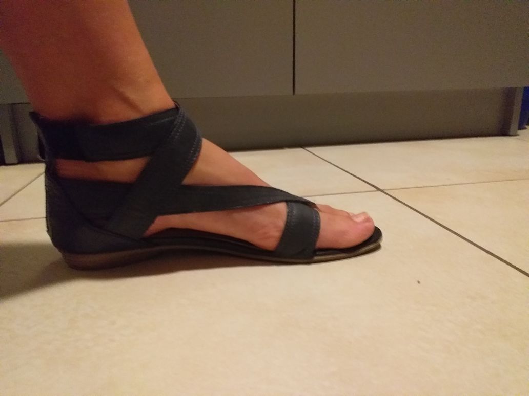 Sandałki skórzane Lasocki rozmiar 40