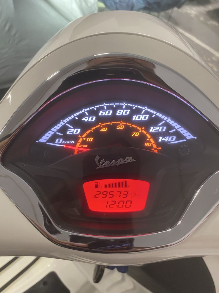 Vespa GTS SUPER 125