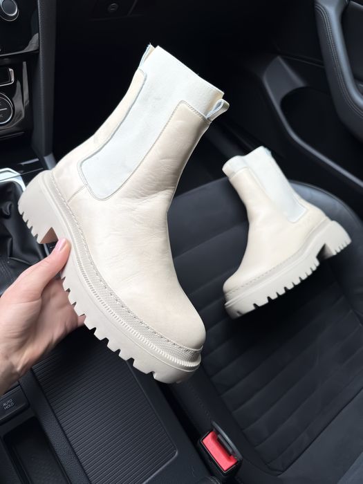 Челсі черевики шкіряні натуральна шкіра нові молочного кольору