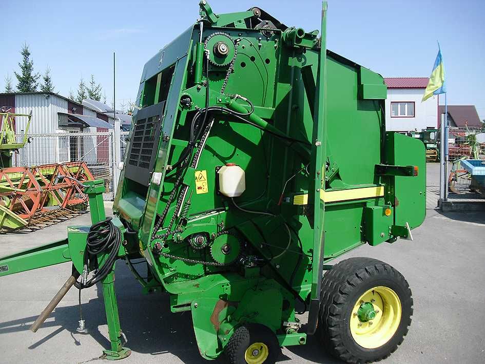 Пресс подборщик John Deere 582 (Тюкопрес, Прес підбирач рулонний)