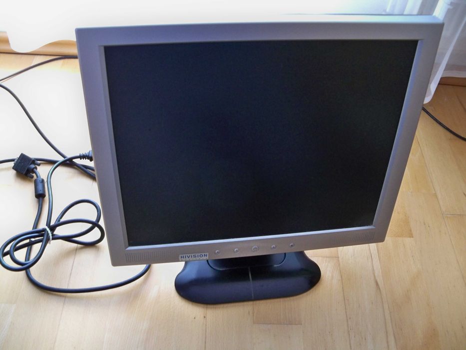 MONITOR LCD 17''  IMAX HIVISION EX17-NXX 100% sprawny + kable. RETRO