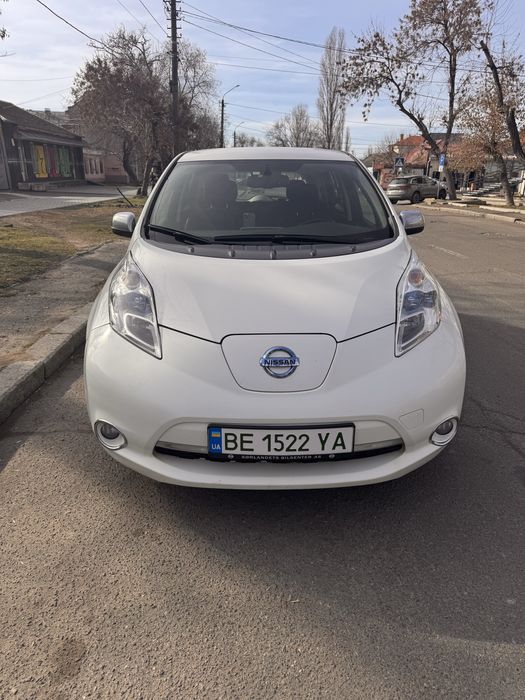 Аренда авто nissan leaf 40-50kWt 300+ км