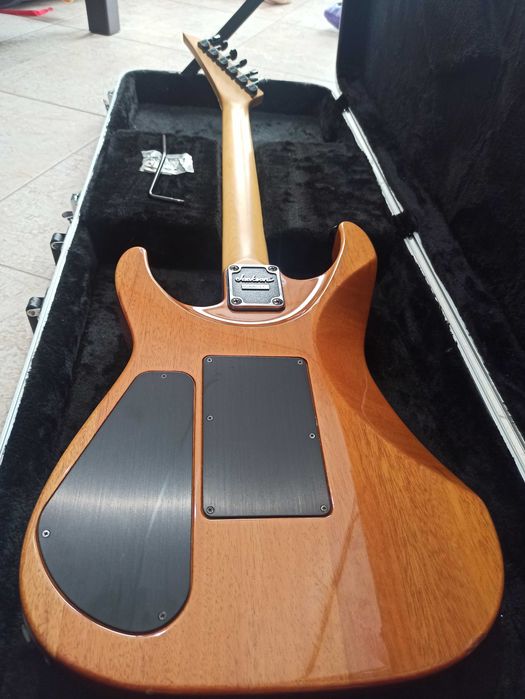 Jackson "professional" super dinky standard (mahoń, Japonia, 19