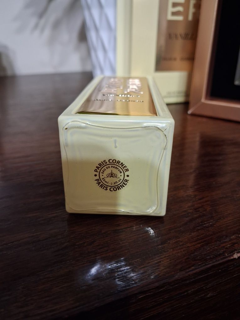 December Vanilla Paris Corner 100 ml z pudełkiem