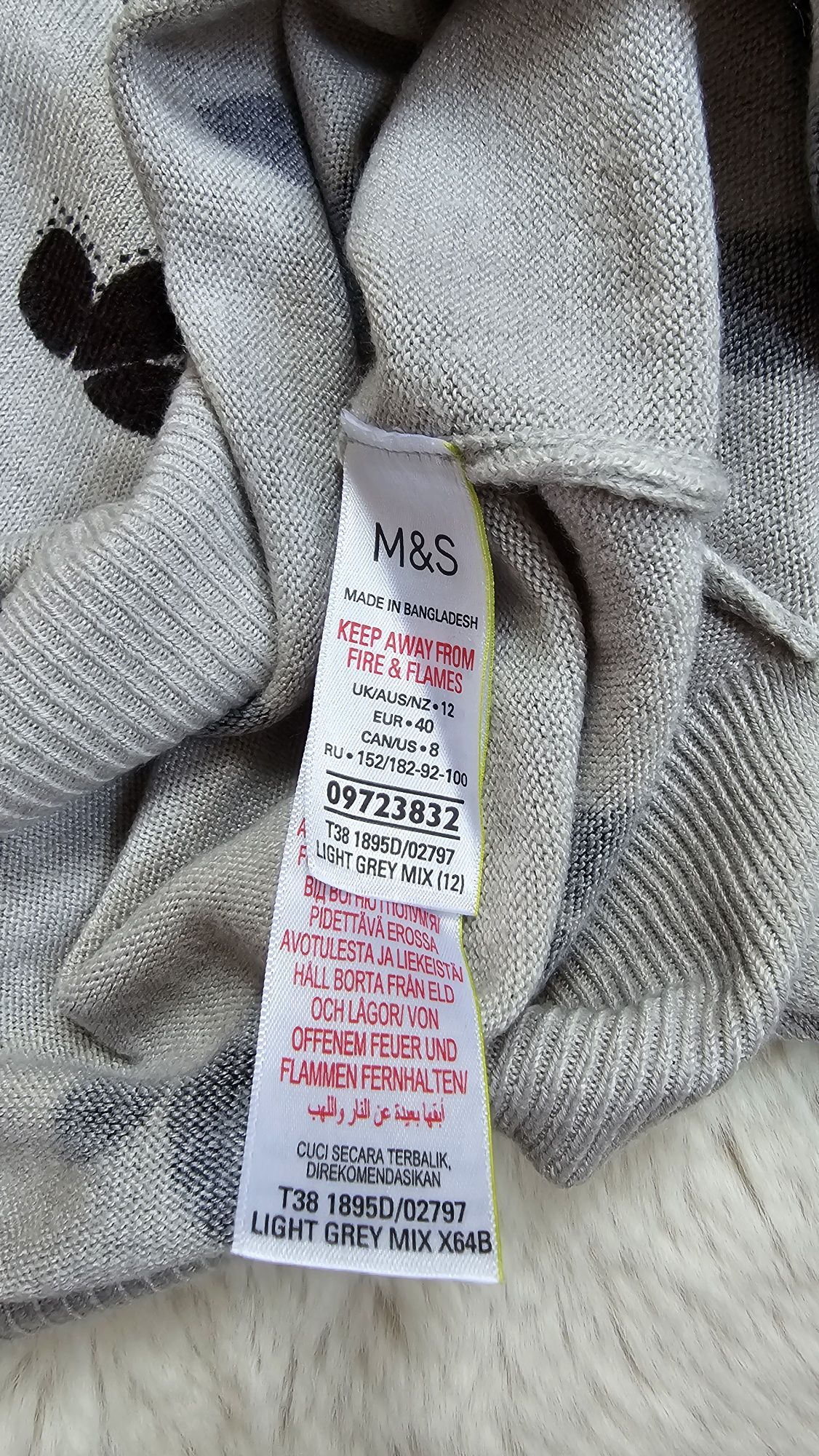 Sweter damski we wzory r 40 L Marks&Spencer
