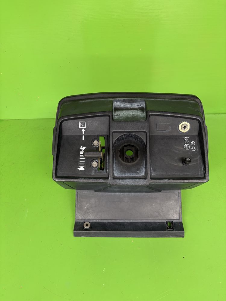 Traktrek kosiarka pulpit kokpit MTD B10 B11 Master Cud