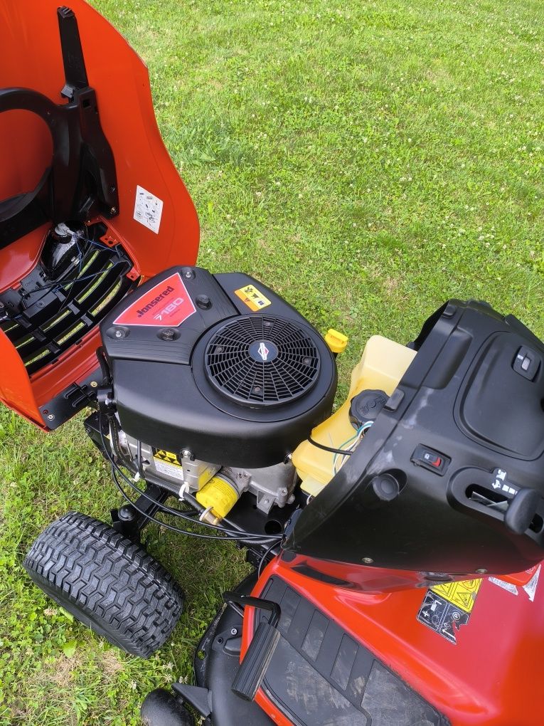 Traktorek kosiarka JONSERED HUSQVARNA Briggs Stratton 18km 2cylindry