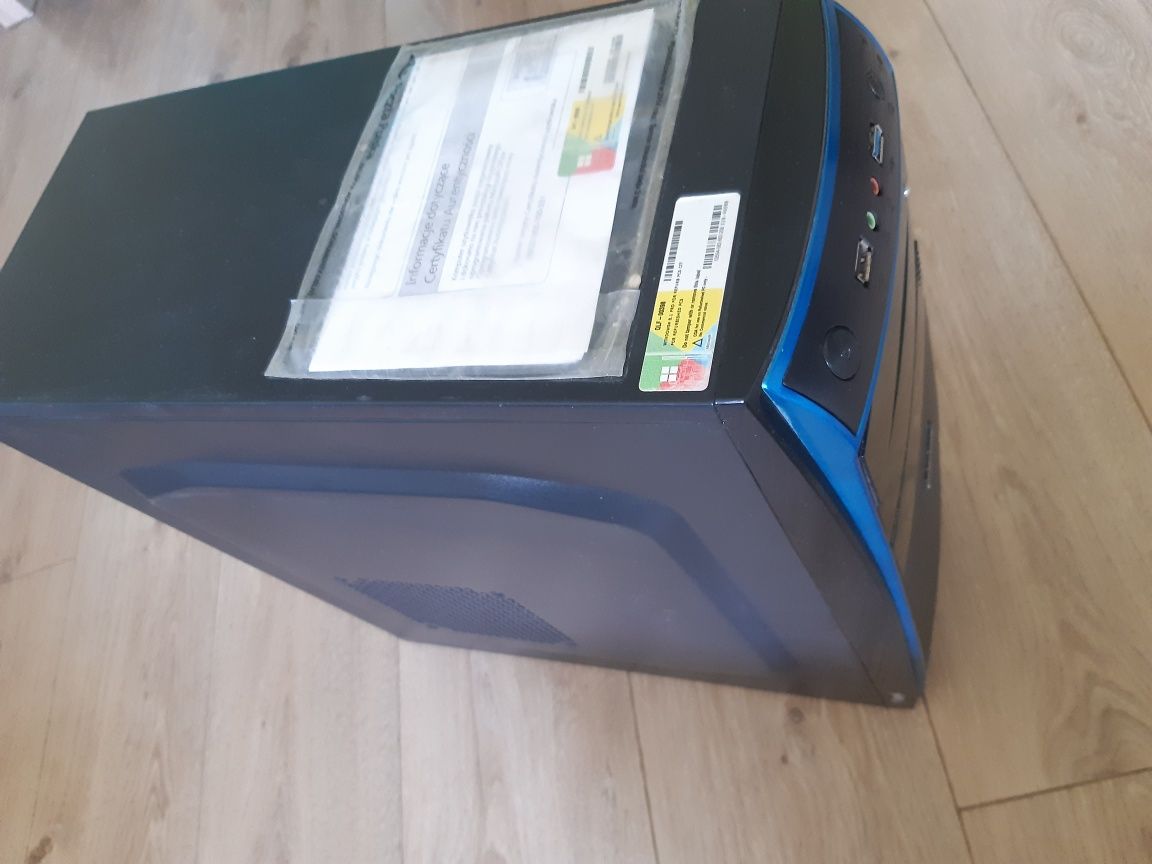 obudowa komputera stacjonarnego z zasilaczem atx