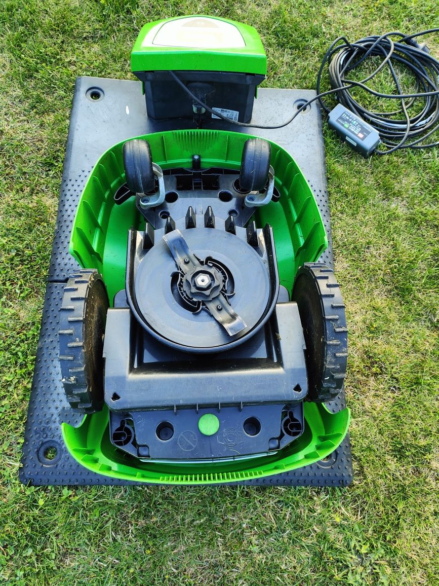 Kosiarka automatyczna STIHL VIKING IMow MI 422 P, robot