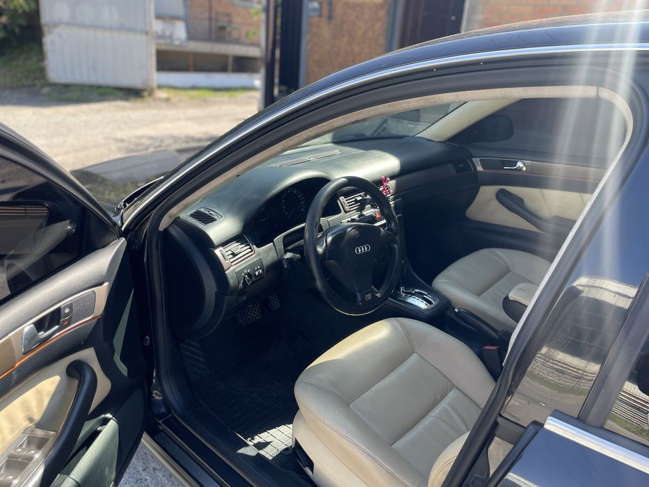 Ауді а6с5 2.4 газ/безин, 2000 рік