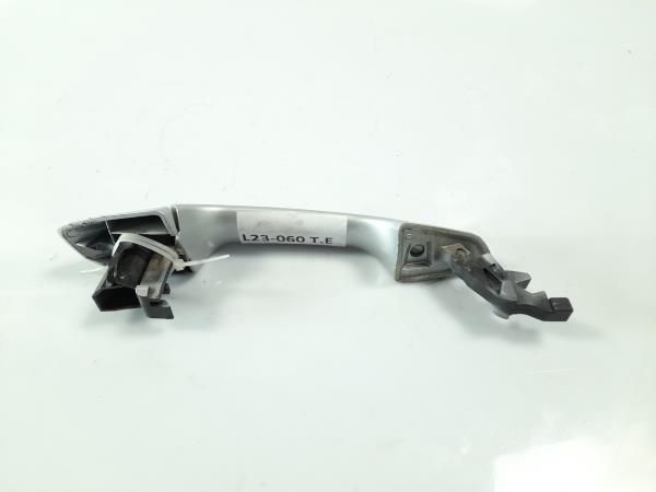 Puxador porta trás esquerdo MERCEDES-BENZ Classe A (W176)