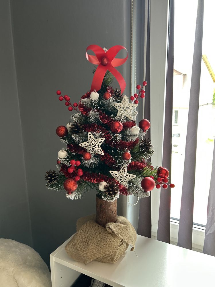 Choinka w doniczce z dekoracją i ozdobami - 70 cm