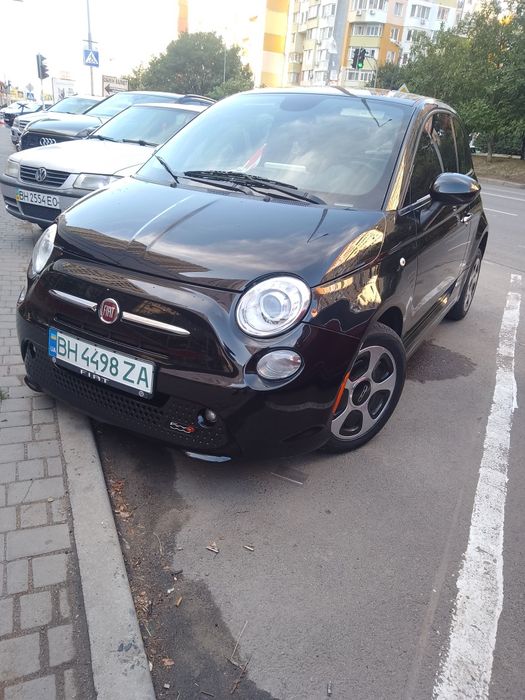 Продам Фиат 500Е 2013год