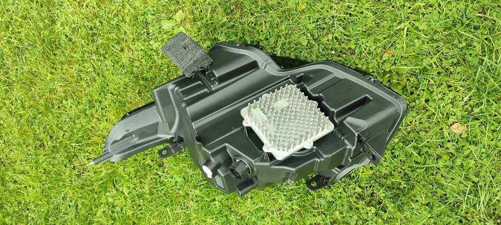 JK5213W029KG Фара права Range Rover L405 Pixel