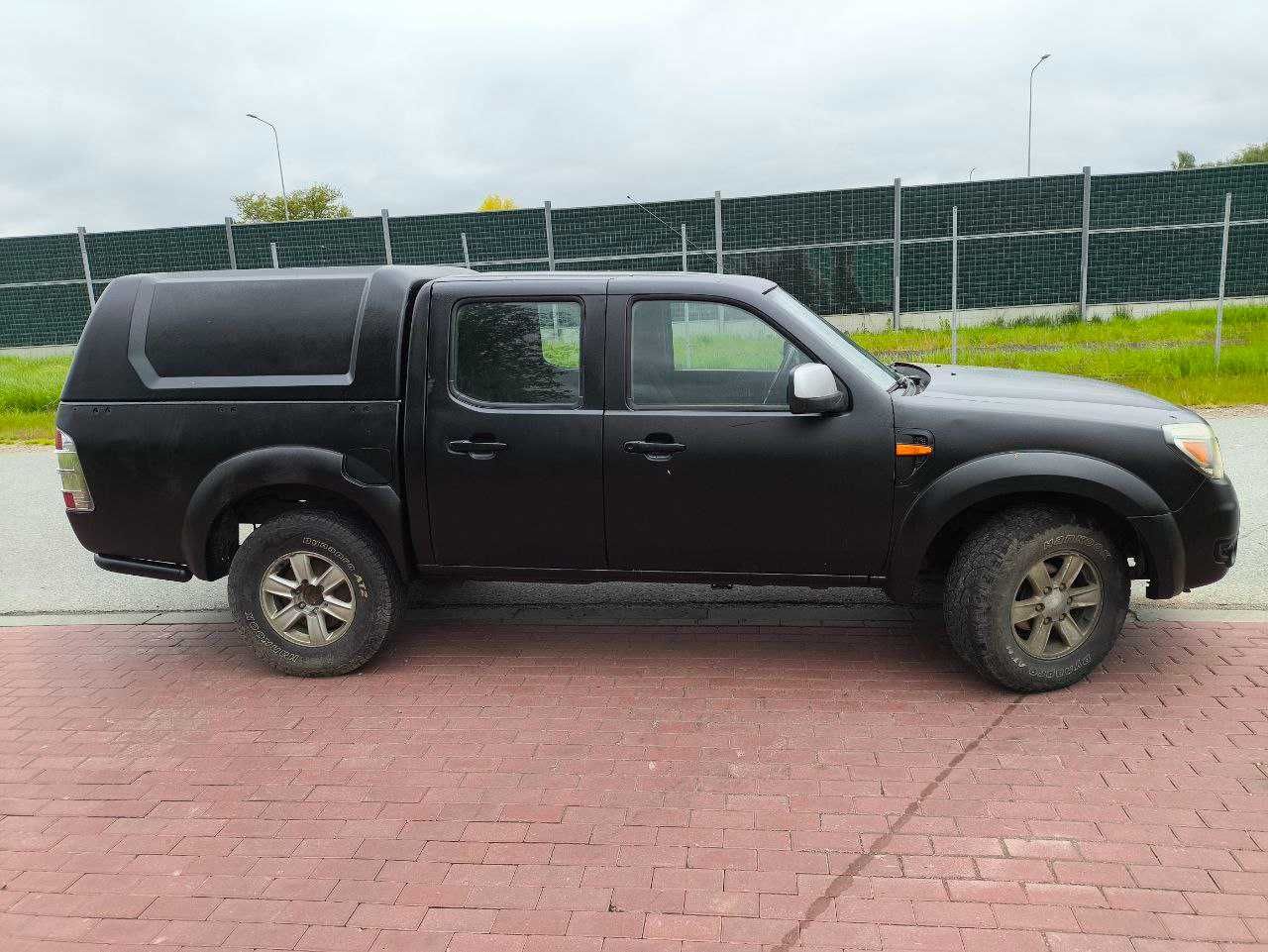 Ford Ranger Wildtrak  є декілька шт