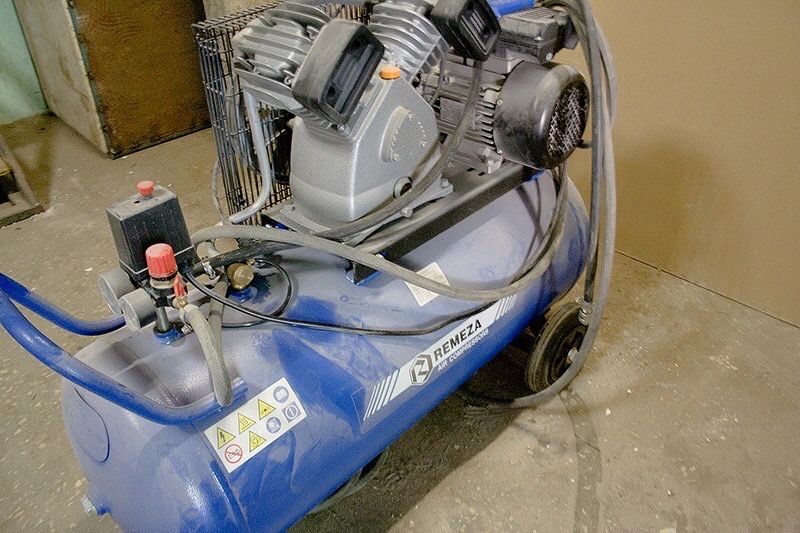 Продам пневмо компресор Remeza 100 литров