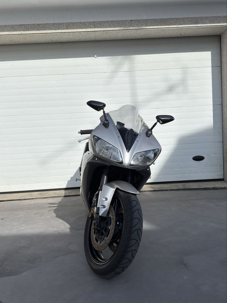 Yamaha yzf-R1 2003