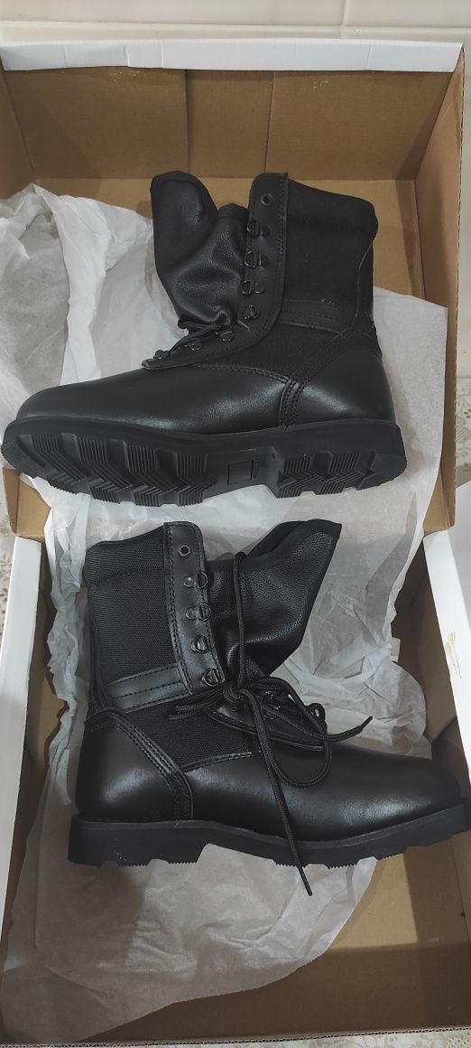 Botas para uso Militar 42