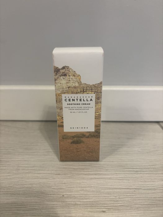 SKIN1004 kojący krem ​​do twarzy Madagascar Centella