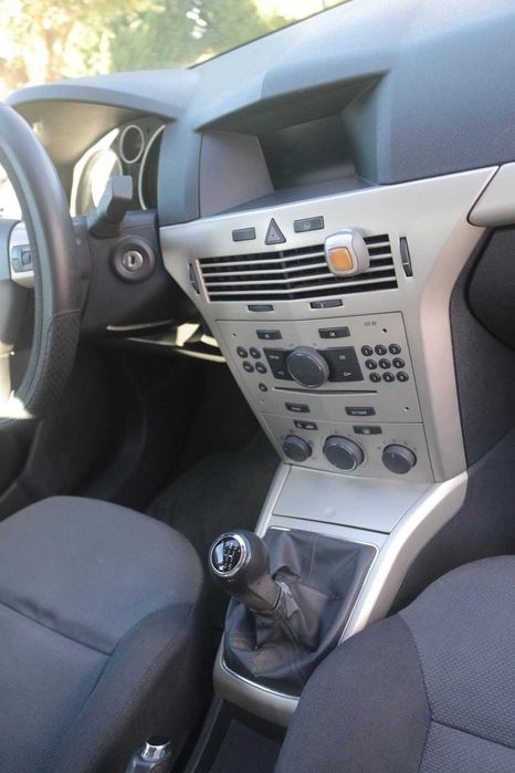 Opel Astra 1.3 CDTi Elegance