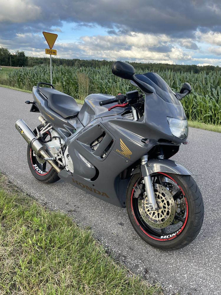 Honda CBR600 f3 A2