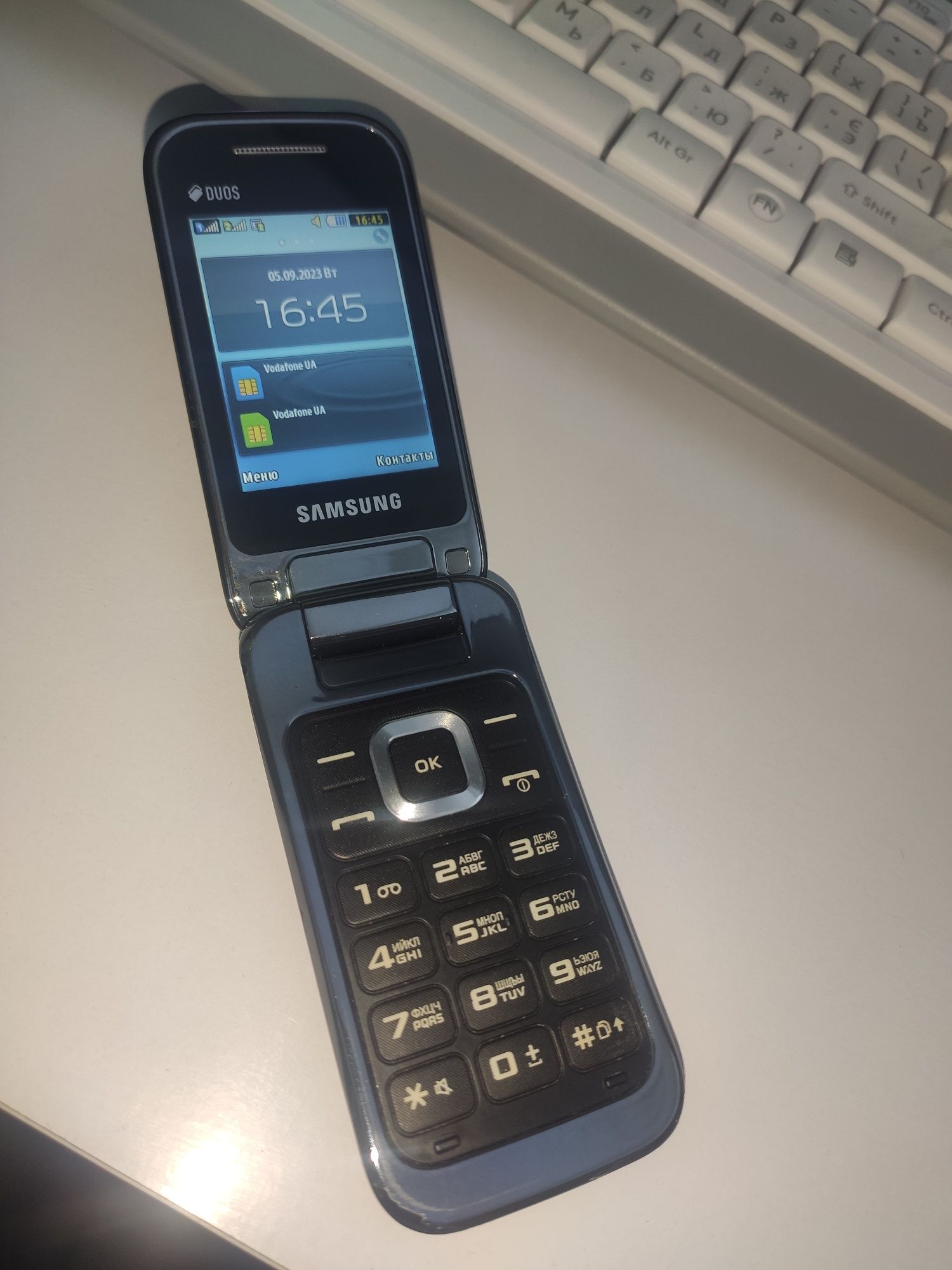 Samsung раскладной gt c3592 3520 3590 ,2sim duas