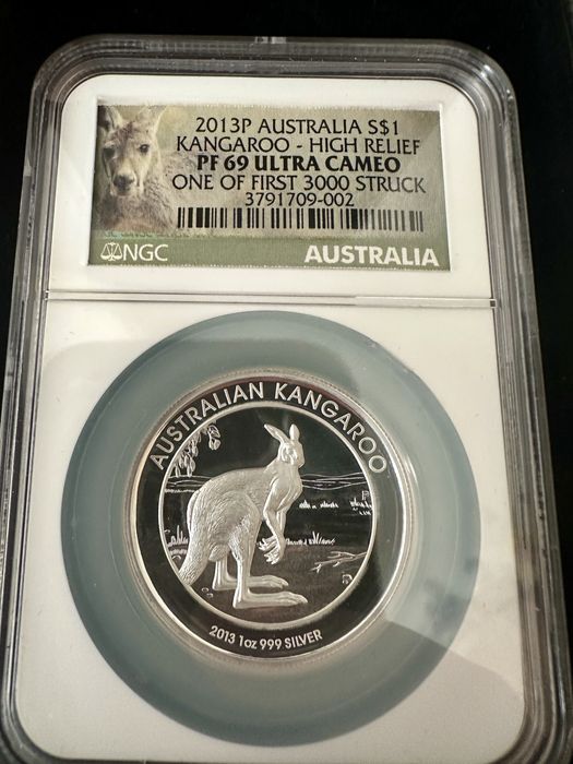 Монета 2013 Австралия Кенгуру - Высокий Рельеф NGC PF69 Ultra Cameo