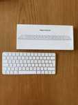 Apple Teclado Magic Keyboard c/ caixa original + cabo