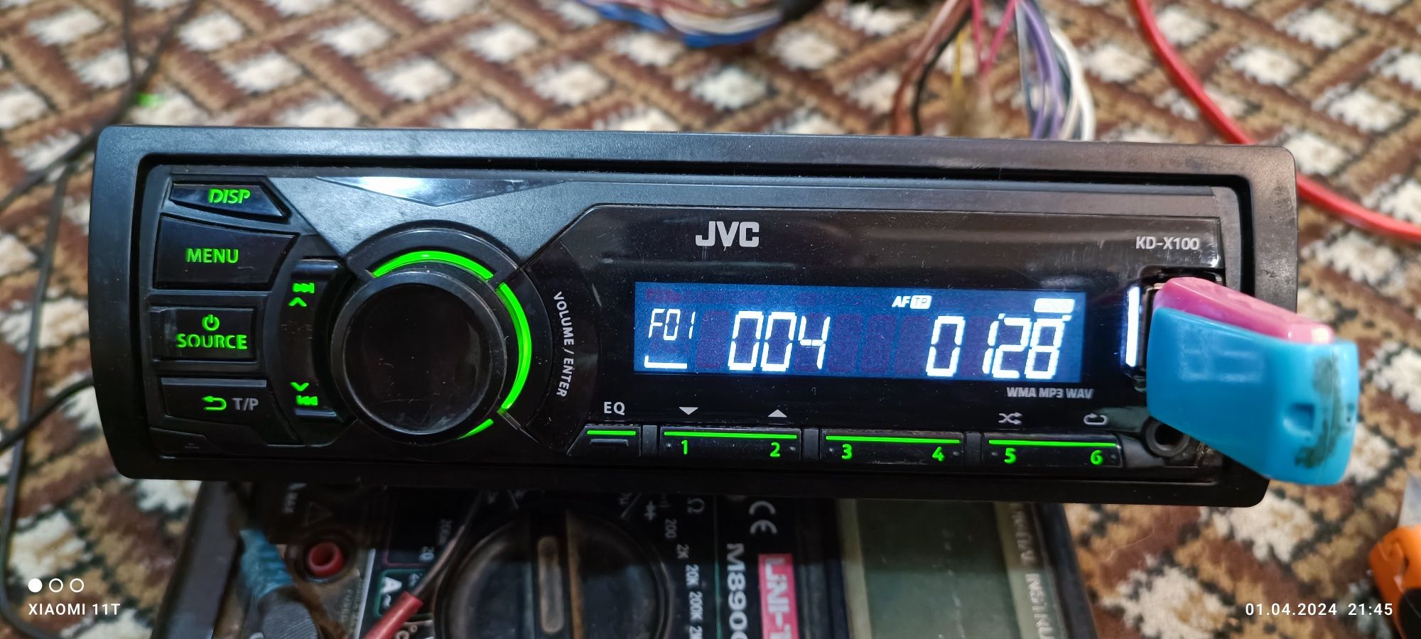 Продам автомагнітолу JVC KD-X100