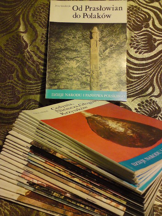 Zeszyty-Dzieje narodu i państwa polskiego/23 tytułów/.