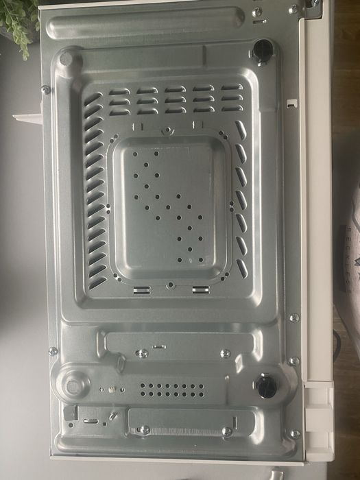 Мікрохвильова піч з грилем CANDY  CMG 2071M