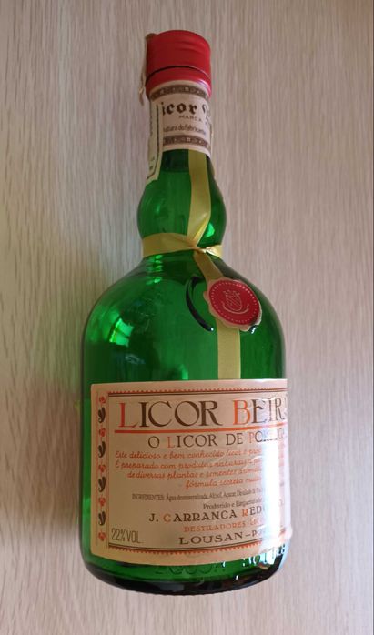 Garrafa antiga Licor Beirão
