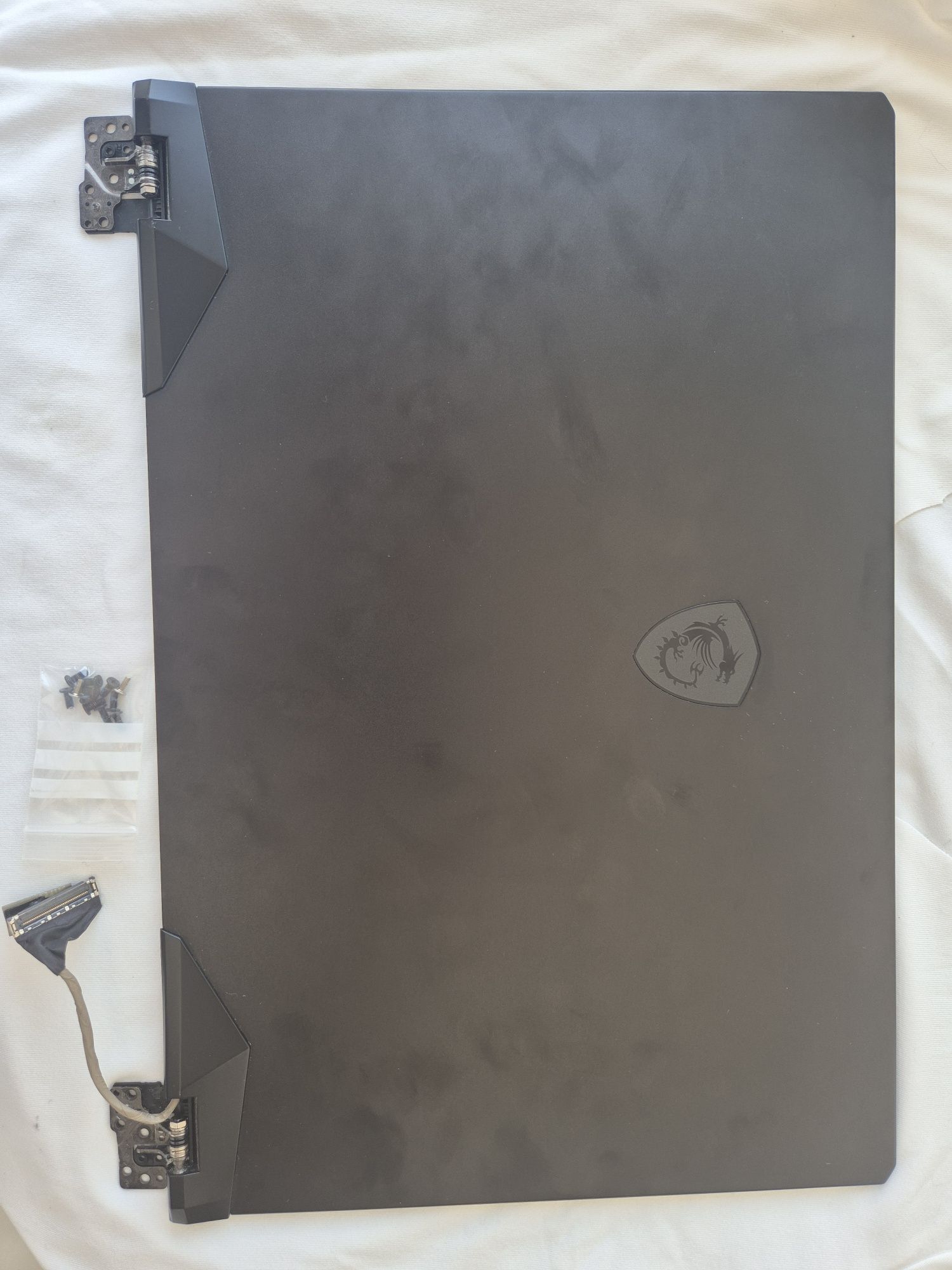 Painel + cobertura traseira + dobradiças do laptop MSI GP66 Leopard